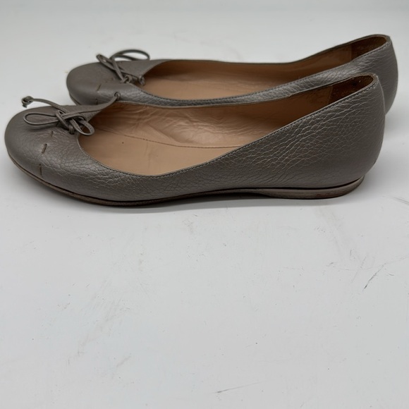 Fendi leather ballet flats made in Italy EU 37. US 6. - Picture 2 of 5